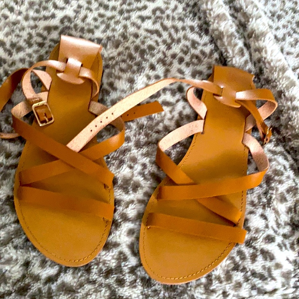 Size 9 forever 21